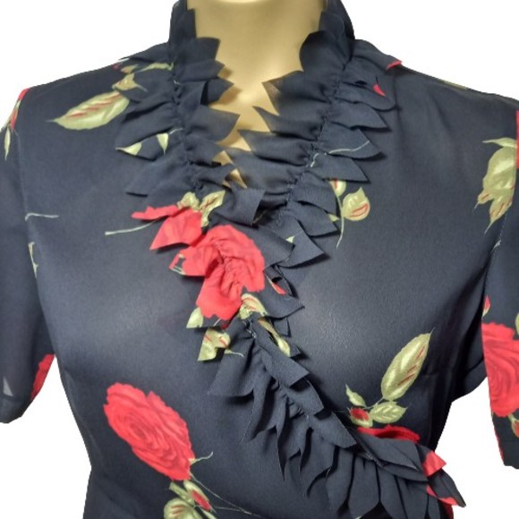 Size 12 Quite Sheer Unusual Collar Rose Print Chiffon Wrap Top - Picture 2 of 9